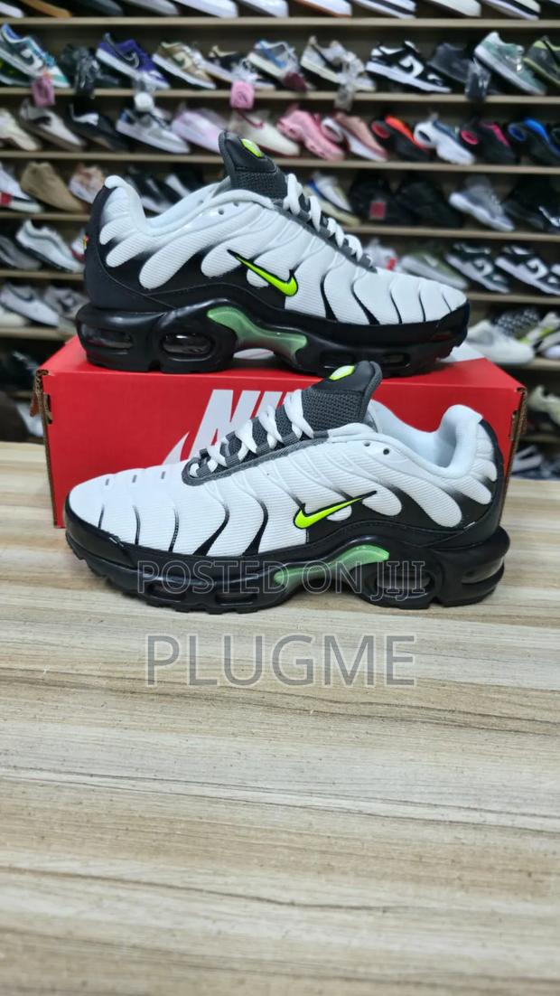 Nike Thermo Active Tn Sneakers - thumbnail 3