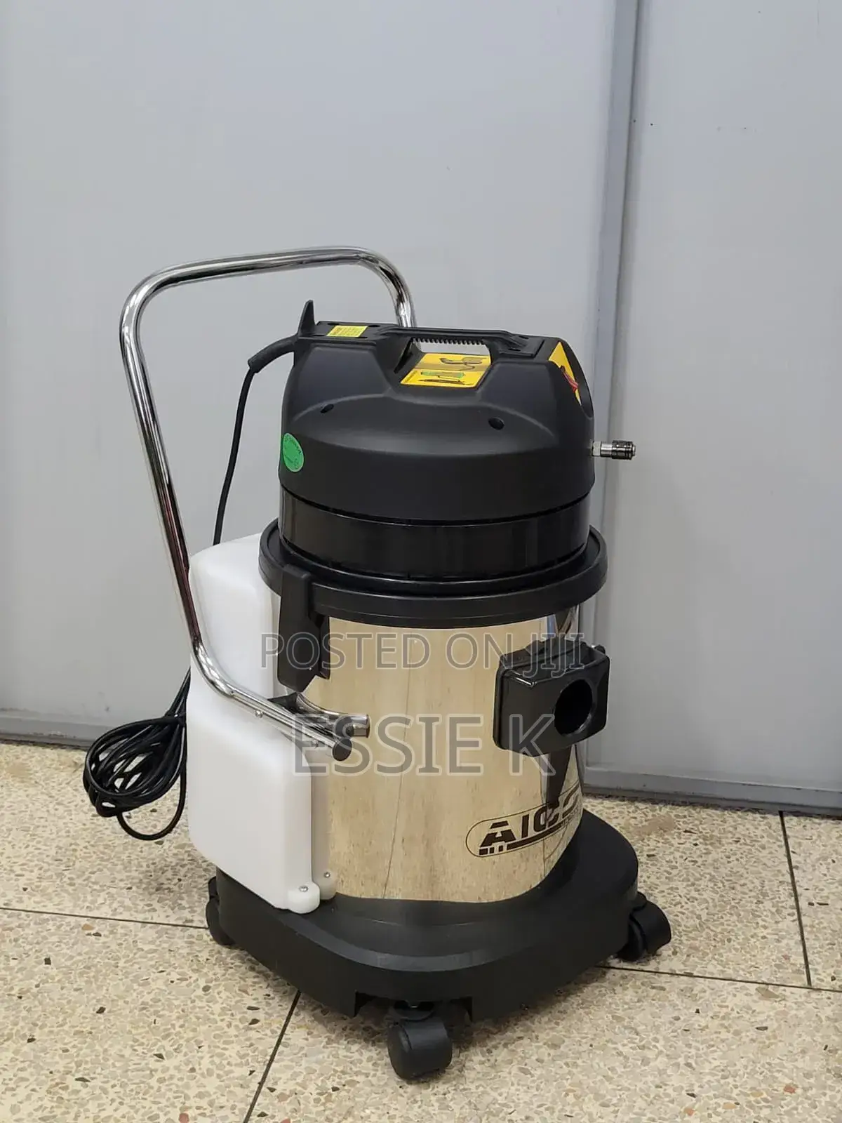 Aico Vacuum Cleaner