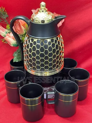 7pc Black Gold Cups Flask Set : 6 Cups 1 Flask