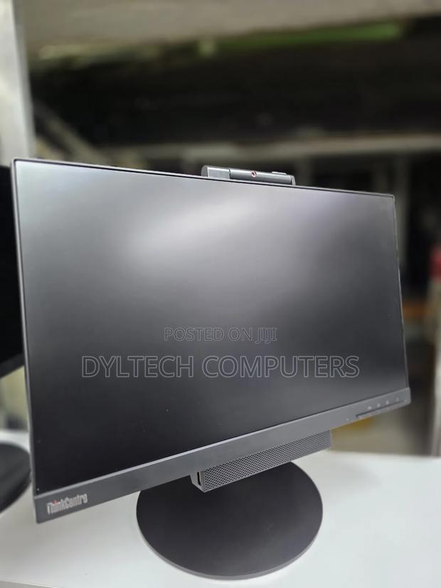 Desktop Computer Lenovo ThinkCentre M700 8GB Intel Core i5 SSD 128GB - thumbnail 2