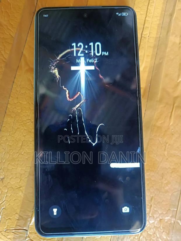 Infinix Hot 40i 128 GB Blue - thumbnail 3