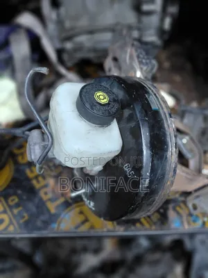Brake Booster With Master Cylinder Toyota Hiace 7l