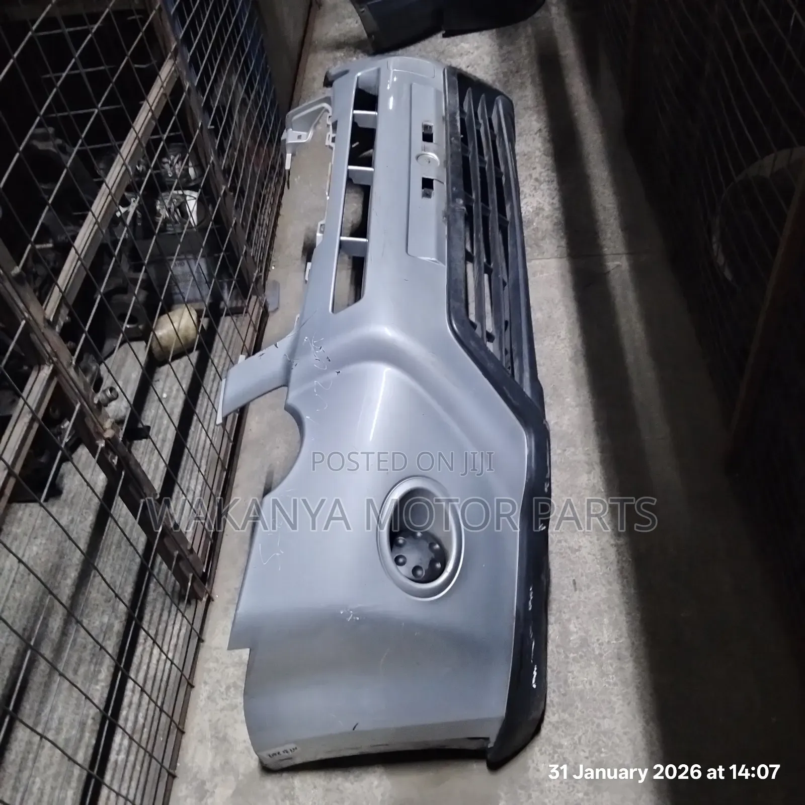Nissan X-Trail Nt31 Model 2012 Front Bumper With Fog Covers, Ex Japan
