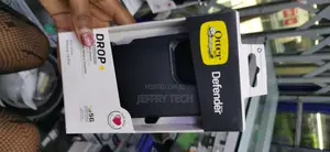 Xasety Otterbox iPhone 16 Pro Defender Series Case - Black