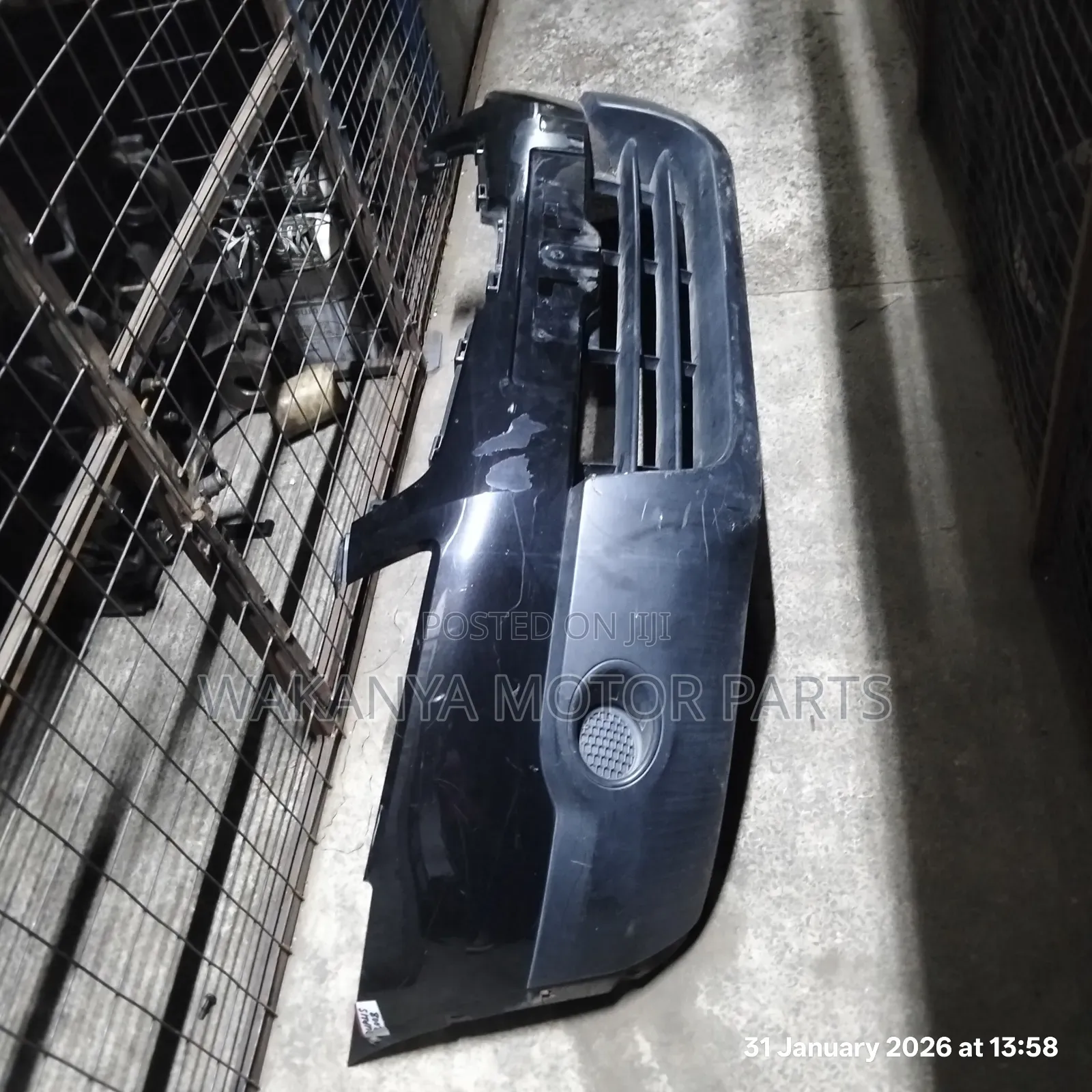 Nissan Dualis/Qashqai Model 2008/2009 Front Bumper, Clean Ex Japan
