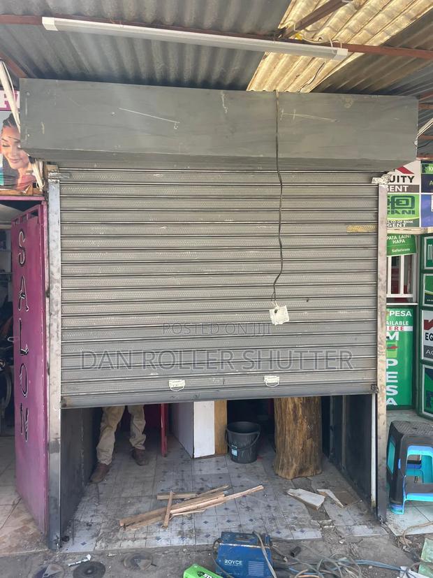 Long-Lasting Manual Roller Shutter