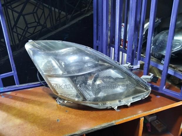 Toyota Isis Model 2004/2007 (First Generation) Xenon Headlamp, - main view