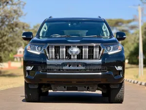 Toyota Land Cruiser Prado 2.8 2019 Black