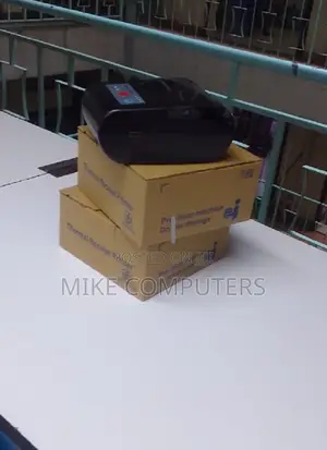 Portable 58mm Bluetooth Thermal Printer With Durable Design