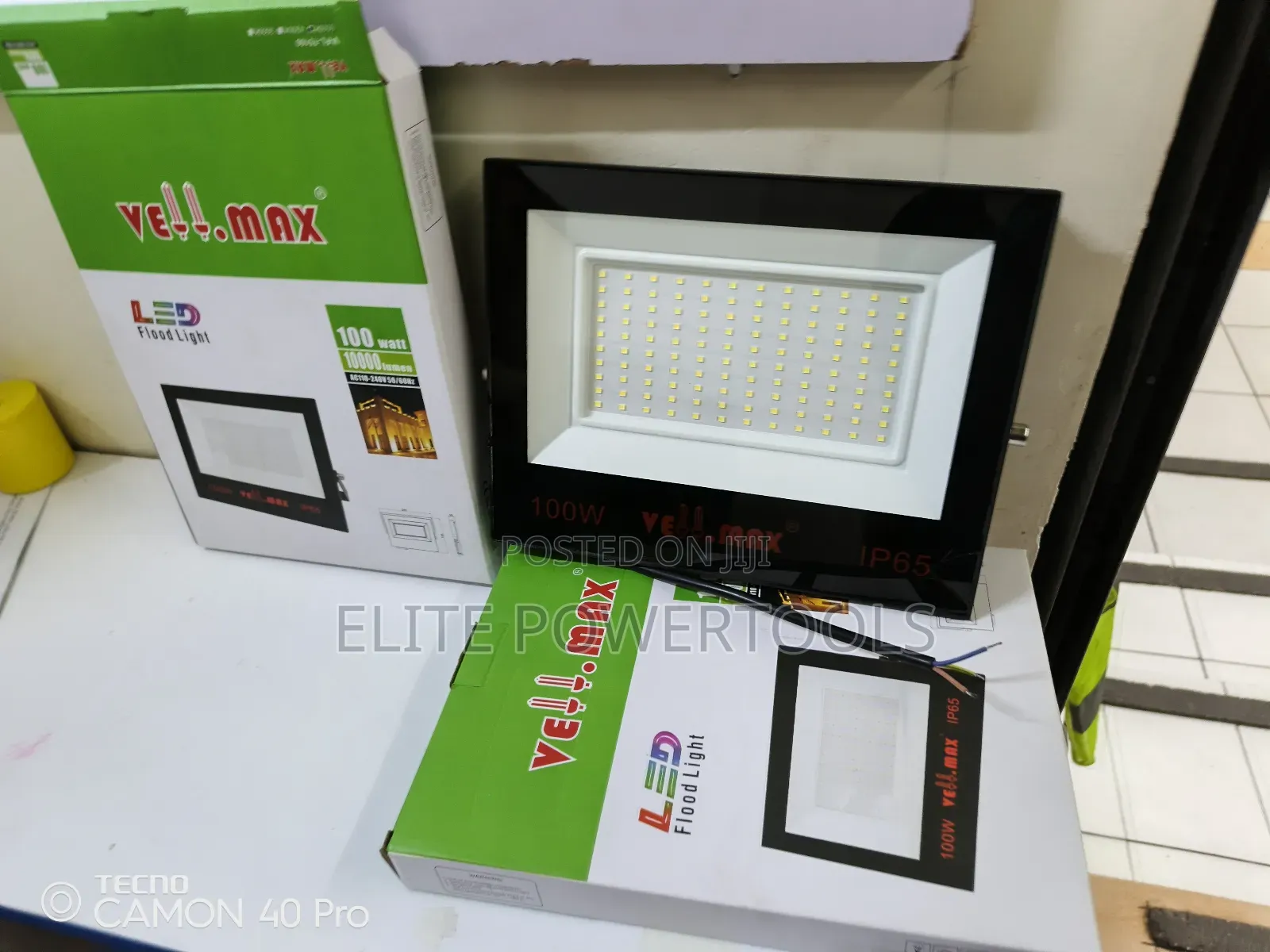 0riginal Vellamax Floodlight