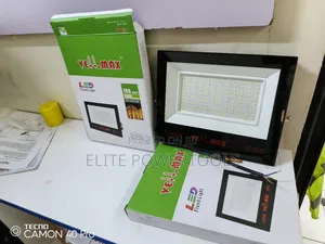 Vella Max Floodlight