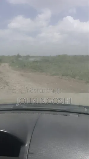 150 Acres on Namanga Rd