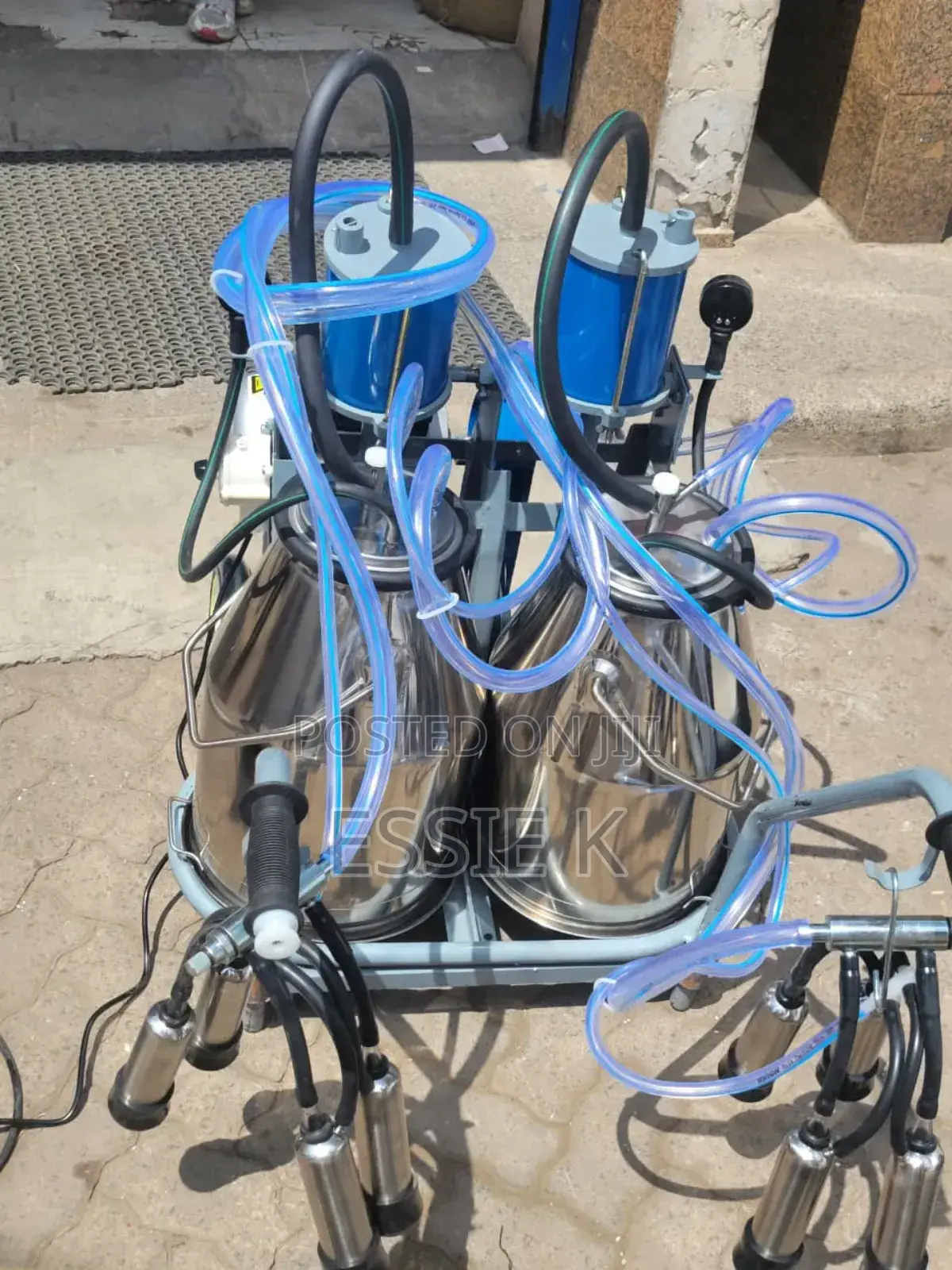 Double Bucket Milking Machine