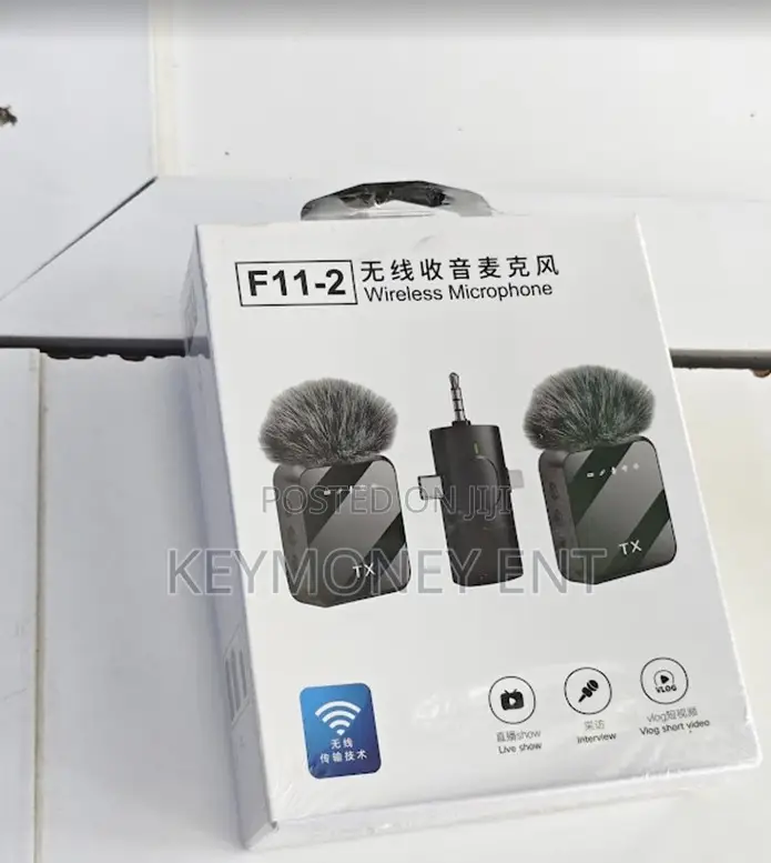 3-in-1 Dual Wireless Lavalier Microphone