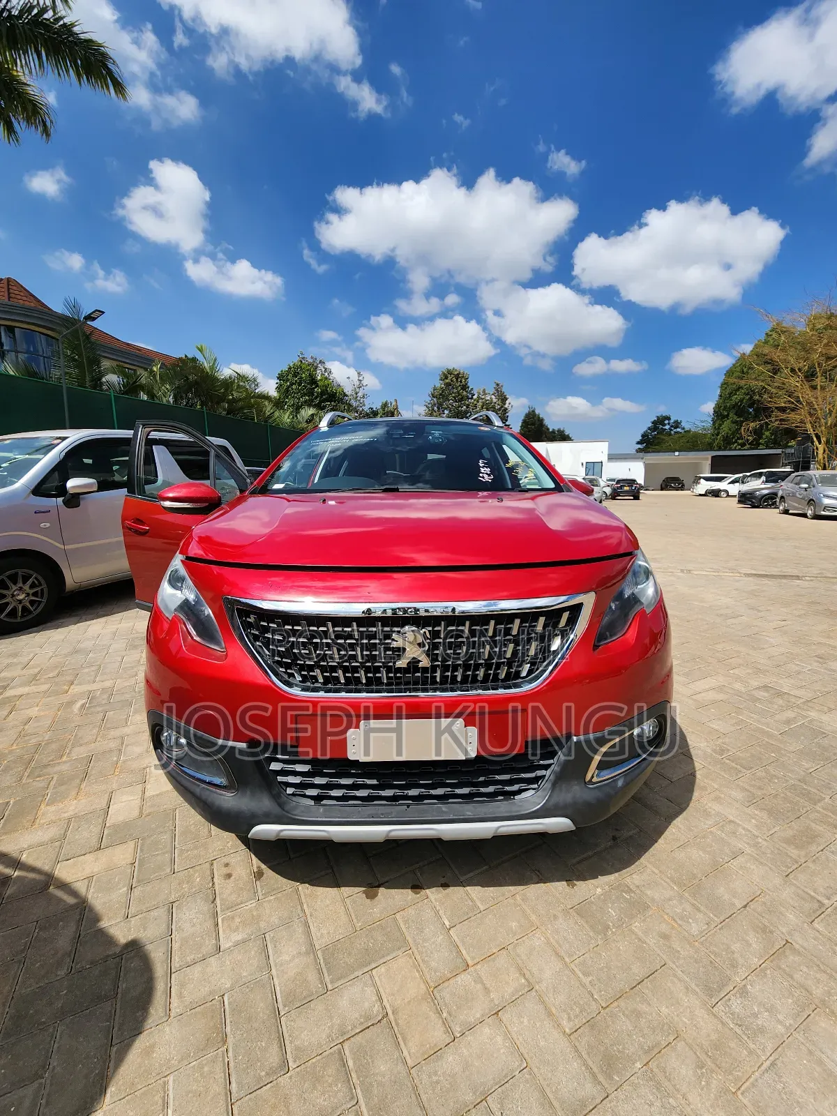 Peugeot 2008 2018 Red