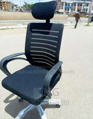 Swivel -Office Chair With Headrest