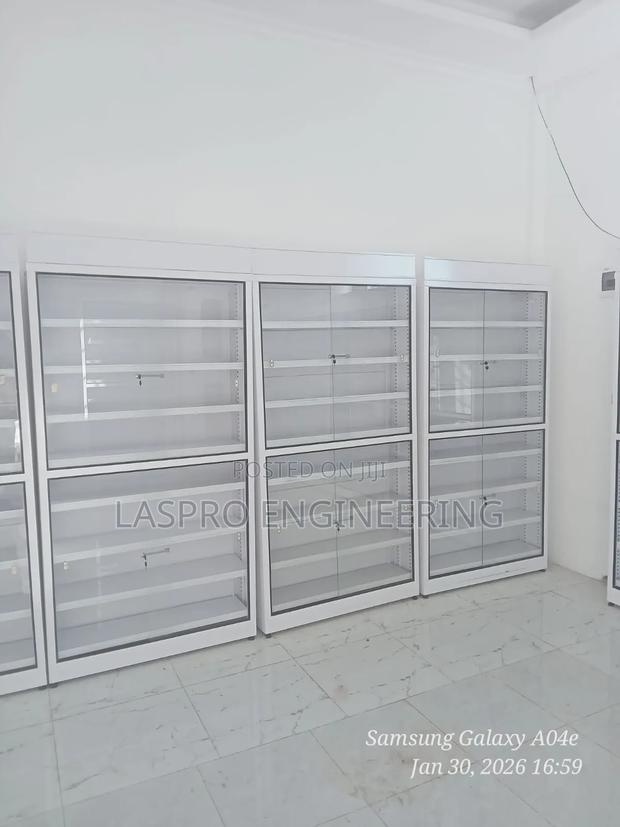 Phamacy/ Cosmetics Lockable Shelves - thumbnail 2