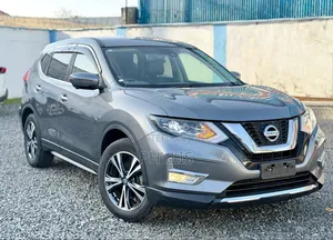 Nissan X-Trail 2.0 Petrol FWD 2018 Gray