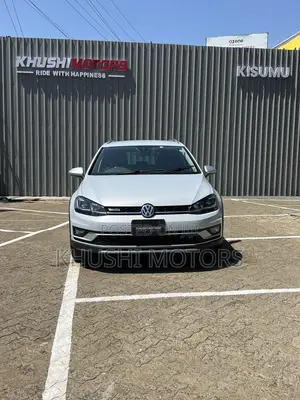 Volkswagen Golf Alltrack 2018 White