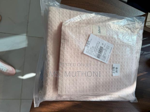 Cotton Waffle Weave Bedding Set( Bed Cover + 2 P . Cases) - thumbnail 6