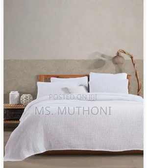 Cotton Waffle Weave Bedding Set( Bed Cover + 2 P . Cases)