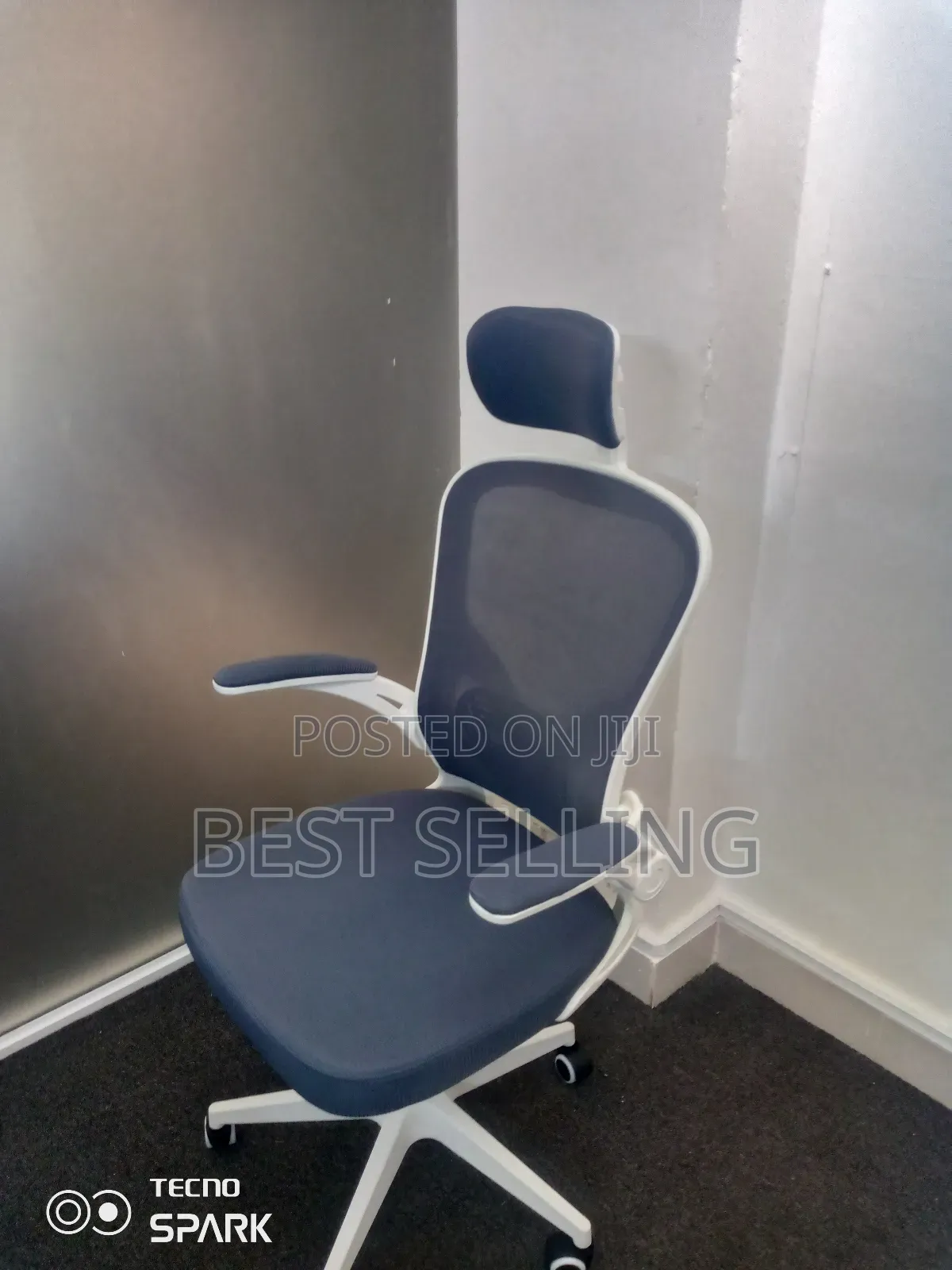 White Headrest Office Chair