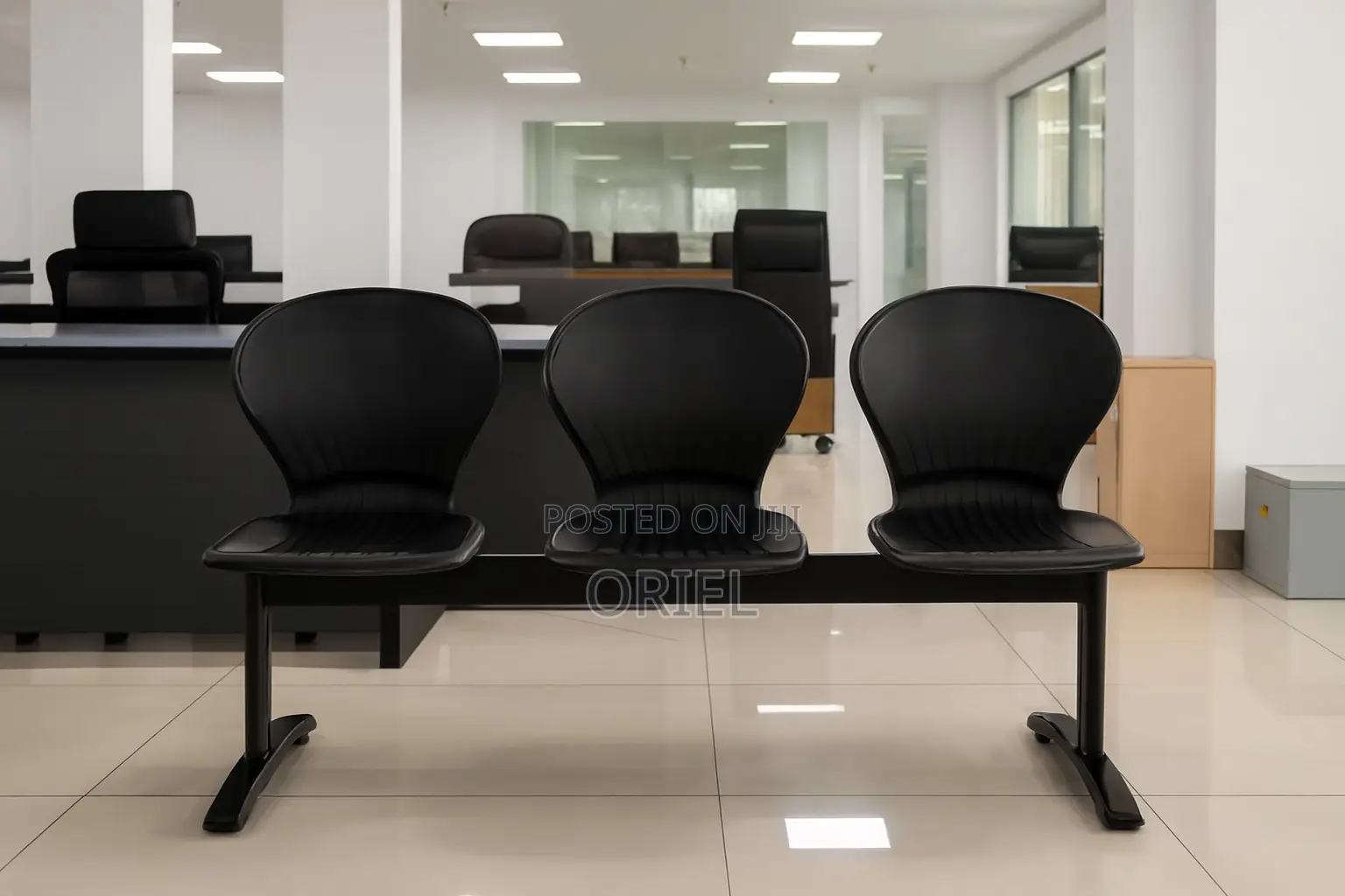 Office Waiting Bench : 3-Link Plastic Waiting Bench