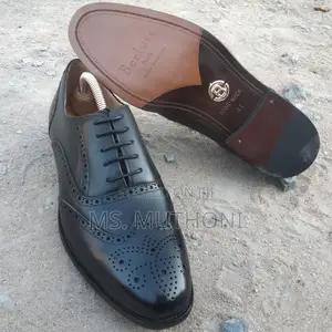 Laced Handmade Berluti Leather Wingtip Brogue Shoes, Size 40-45