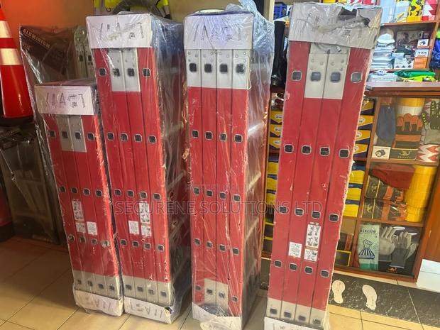 4by5/20ft/5.7meters Fibreglass Multipurpose Ladder - thumbnail 5