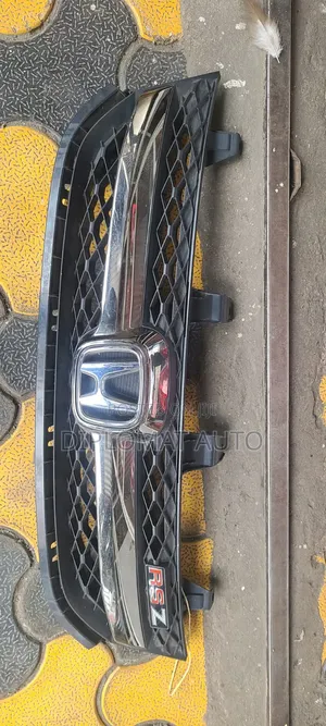 Honda Stream Grill.