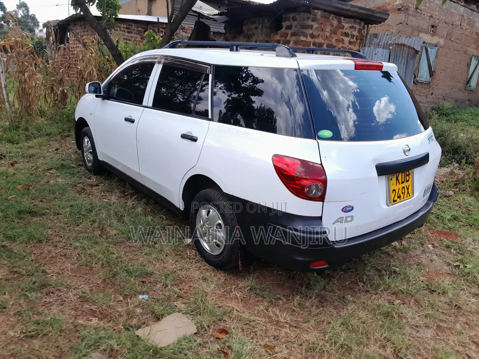Nissan Advan 2016 White