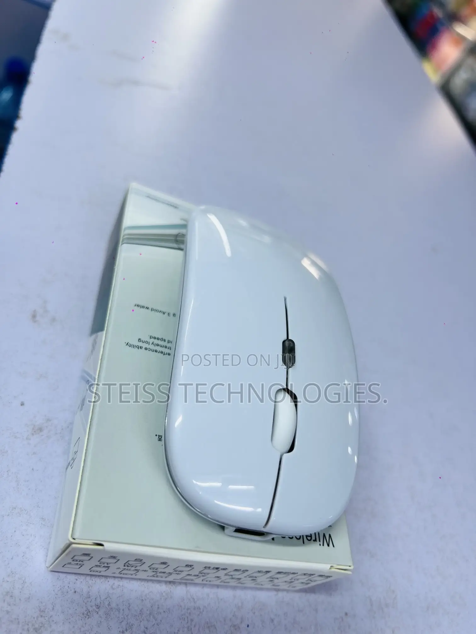 White Rechargeable Mouse