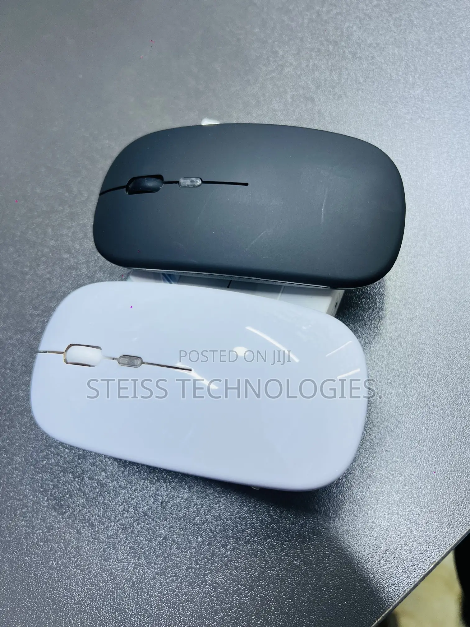 White Rechargeable Mouse