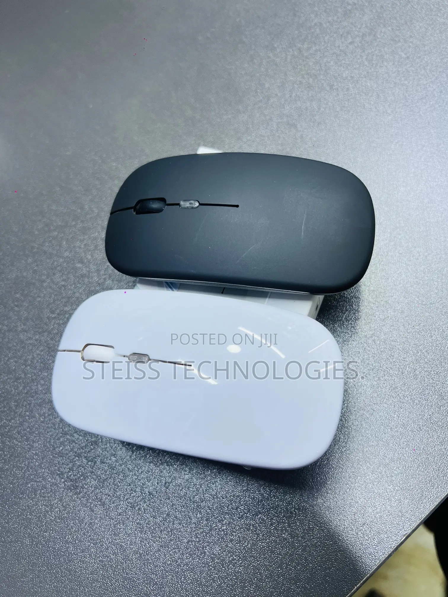 White Rechargeable Mouse