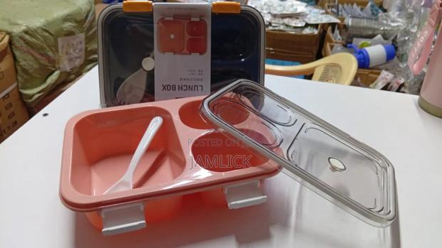 3-Compartment Lunch / Snack Box
- Rd - main view