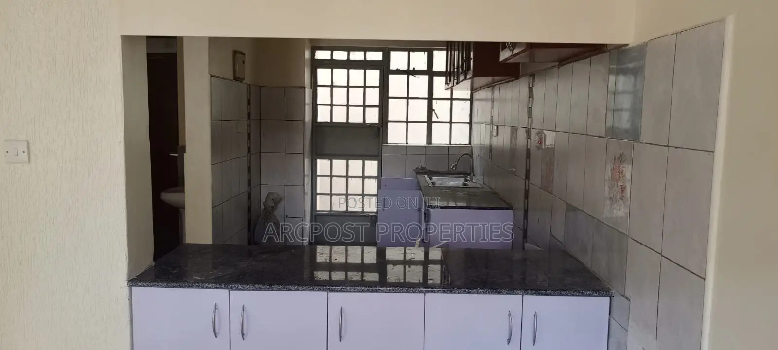 4bdrm Maisonette in Greenfields for sale