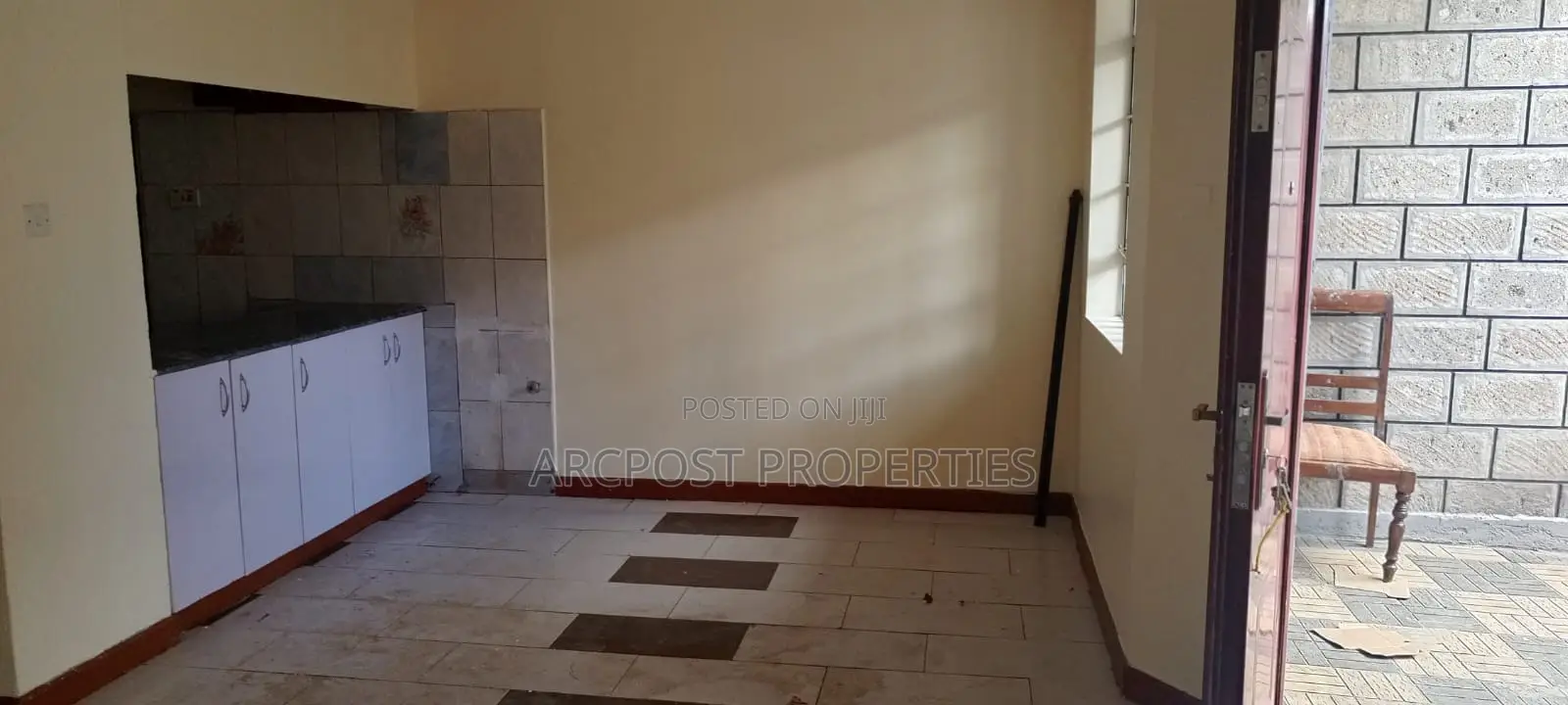 4bdrm Maisonette in Greenfields for sale
