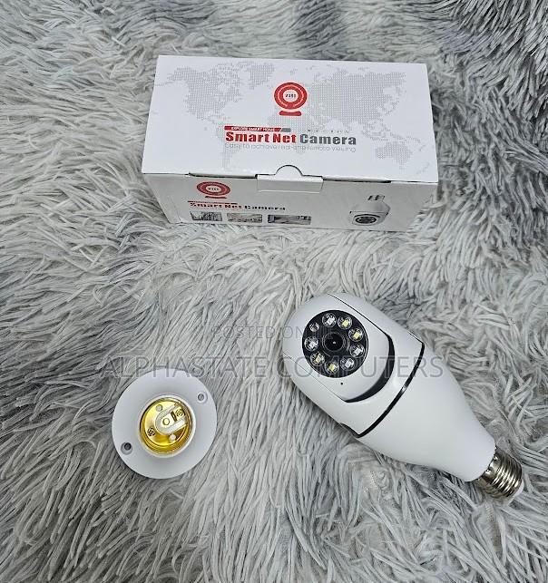 Bulb PTZ Camera Hd Smart Security With Pan Tilt Zoom and Motion Sensor - main view