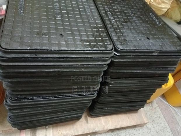 Manhole Cover Medium Duty 600×450mm - main view