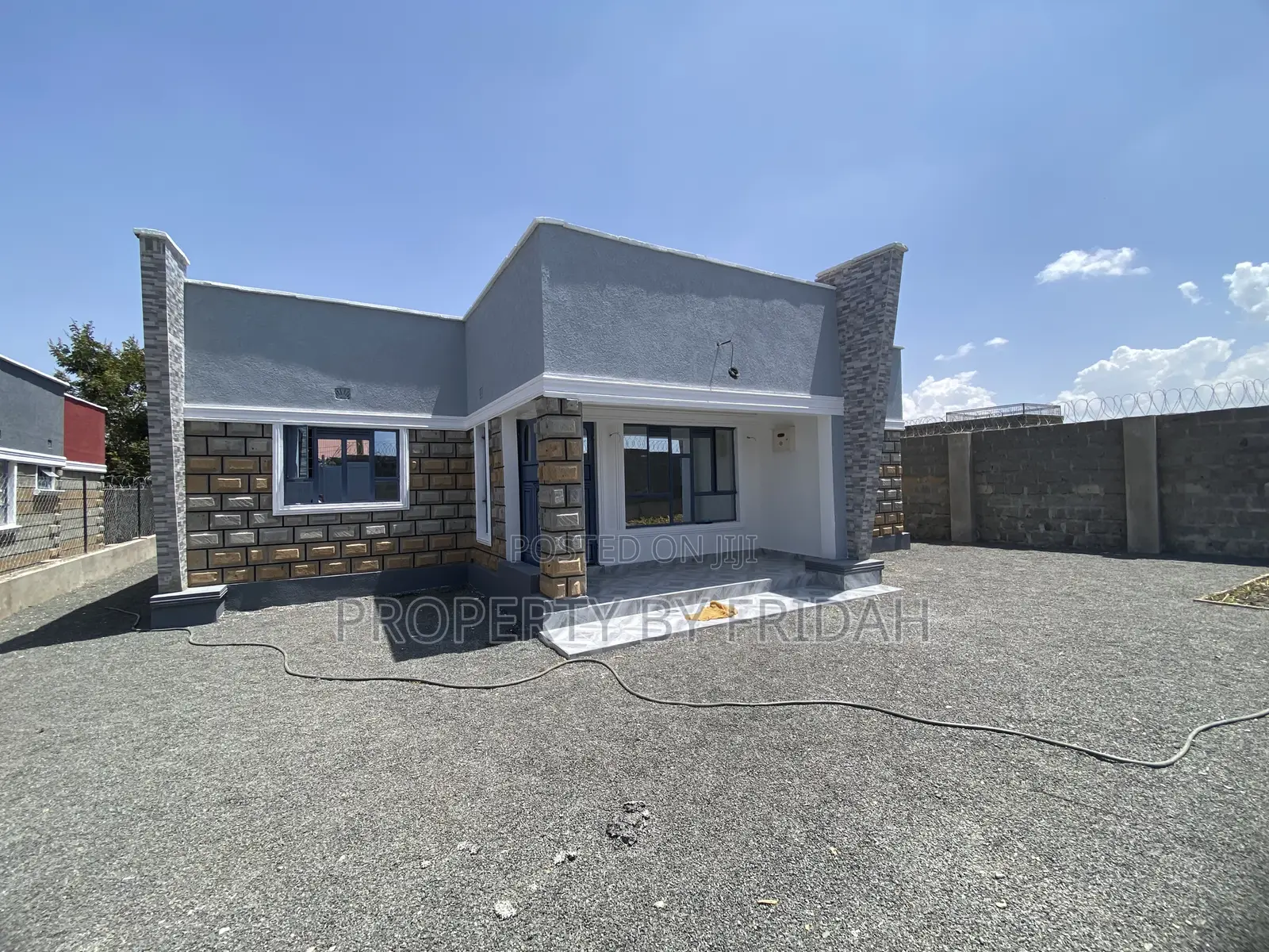 4bdrm Bungalow in Kitengela for sale