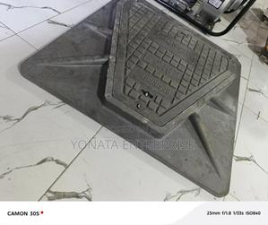 Rasintuff Triangular Manhole Cover - thumbnail 2
