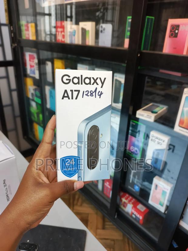 New Samsung Galaxy A17 128 GB Green - main view