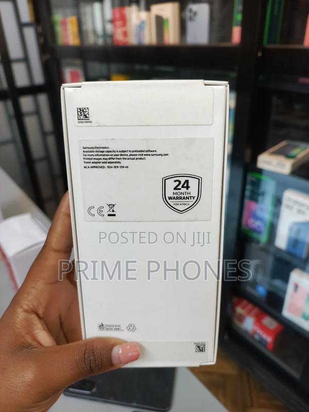 New Samsung Galaxy A17 128 GB Green - thumbnail 3