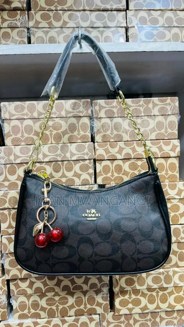 Quality Teri Coach Shoulder Bag(Fully Boxed) - thumbnail 5