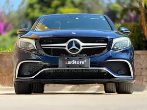 Mercedes-Benz GLC-Class 2018 Blue