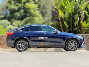 Mercedes-Benz GLC-Class 2018 Blue