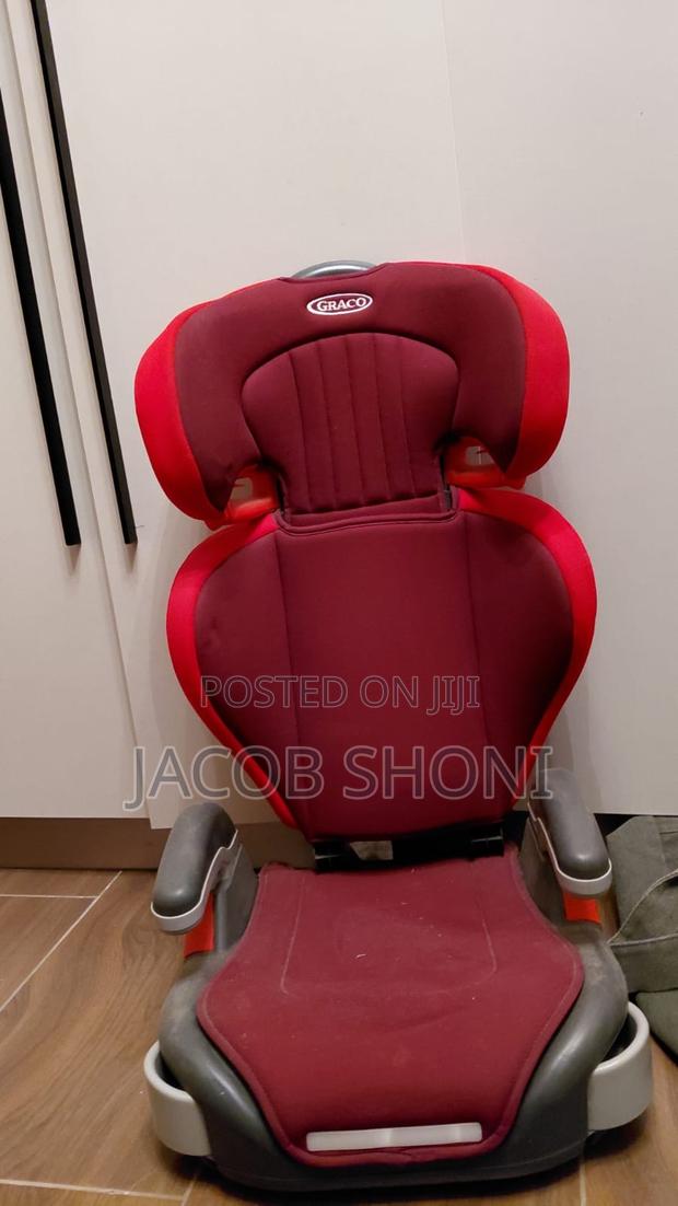 Graco High-Back Child Booster Car Seat – Good Condition