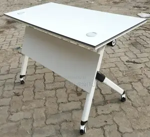 Foldable Training Desk – Space-Saving Portable
