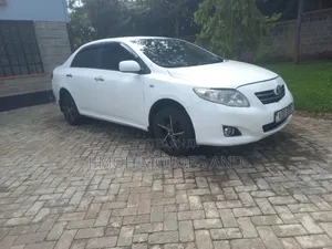Toyota Corolla 2002 White