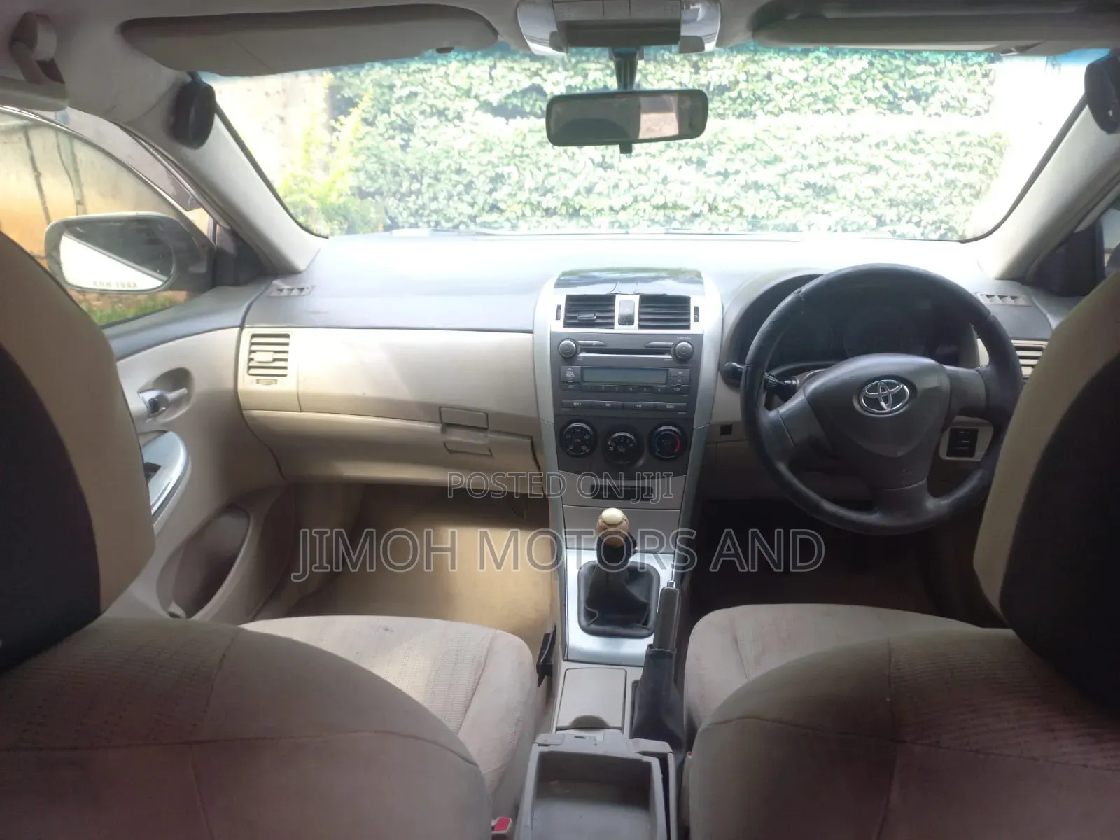 Toyota Corolla 2002 White
